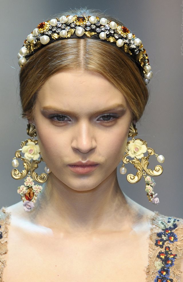 Dolce & Gabbana Closeup Runway Collection Fall Winter 2012-2013 at Milan Fashion Week